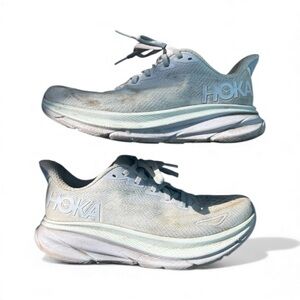 HOKA Women’s Clifton 9 Light Blue – Updated*** Size 7B